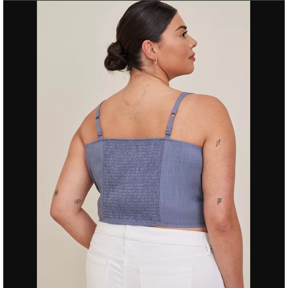 Torrid Crop Top 3X 22 24 Blue Chambray Woven Cami Tank Button Front Square Neck - Picture 4 of 6